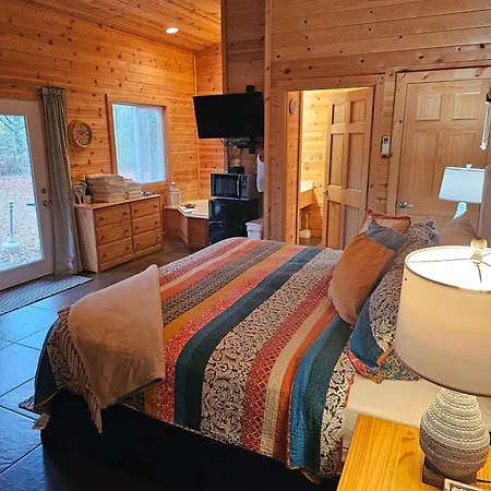 2 Min To Beaver Lakeking Bedfirepitjetted Tub Eureka Springs Exterior photo