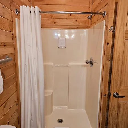 2 Min To Beaver Lakeking Bedfirepitjetted Tub Eureka Springs Exterior photo